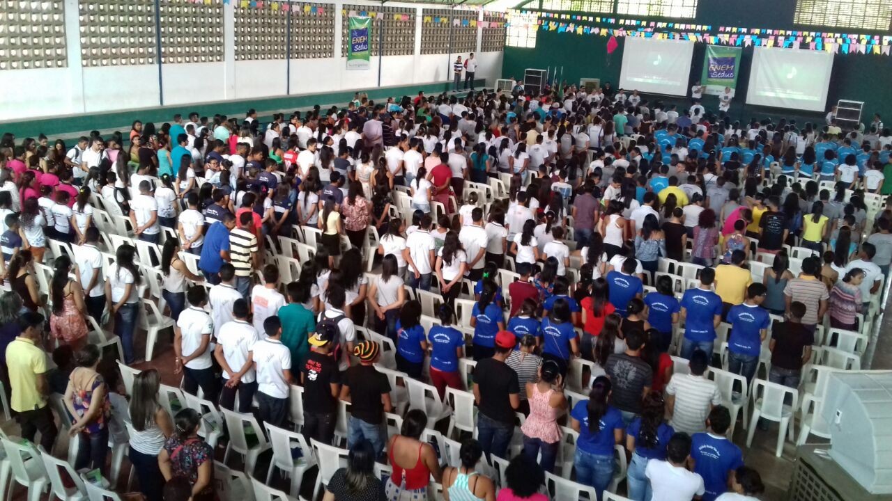 Barras recebe mais de mil alunos na revisão Pré Enem Seduc