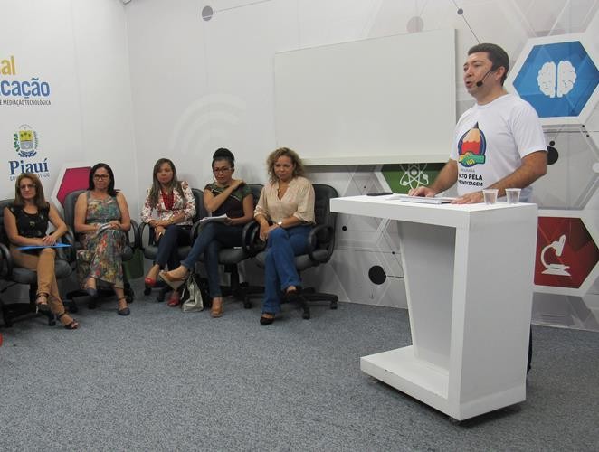 Videoconferência no Canal Educação trata sobre Pacto pela Aprendizagem
