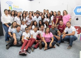 Canal Educação recebe alunos de Lagoinha do Piauí nos estúdios