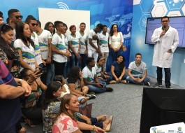 Alunos de São José do Peixe vencem projeto e conhecem Canal Educação